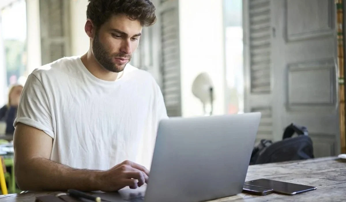 Conviértete en Desarrollador Full-Stack: Habilidades Esenciales